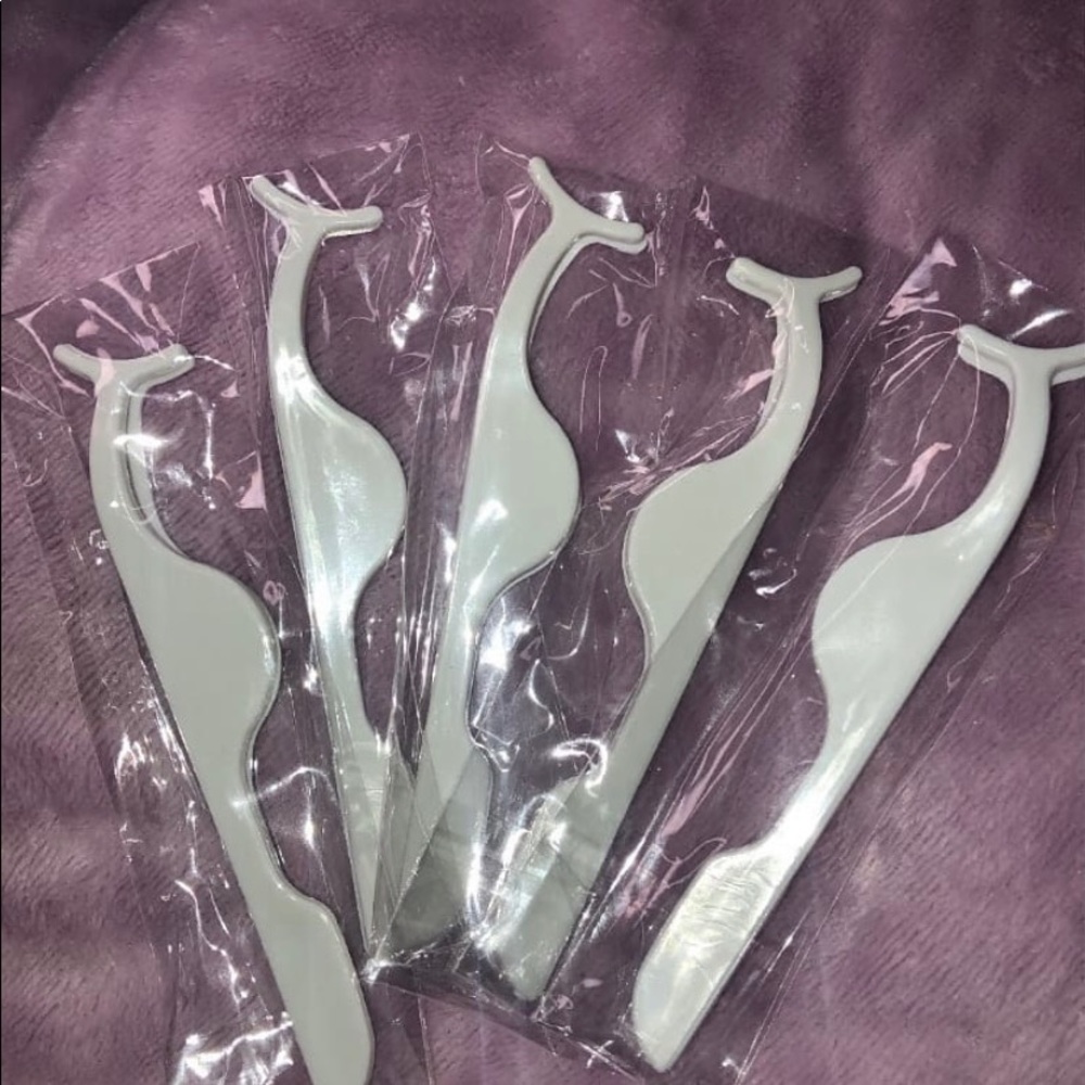 Lash applicators
